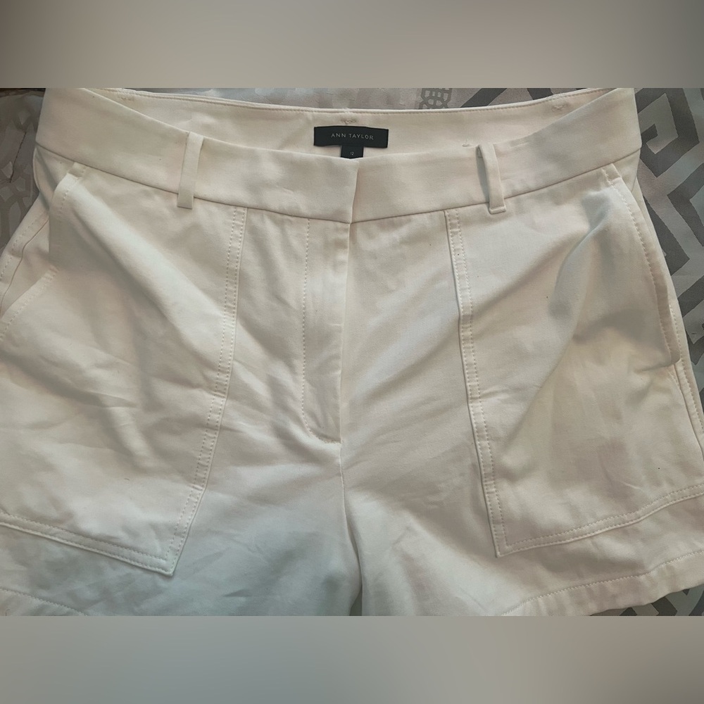 Ann Taylor white shorts, size 12 new